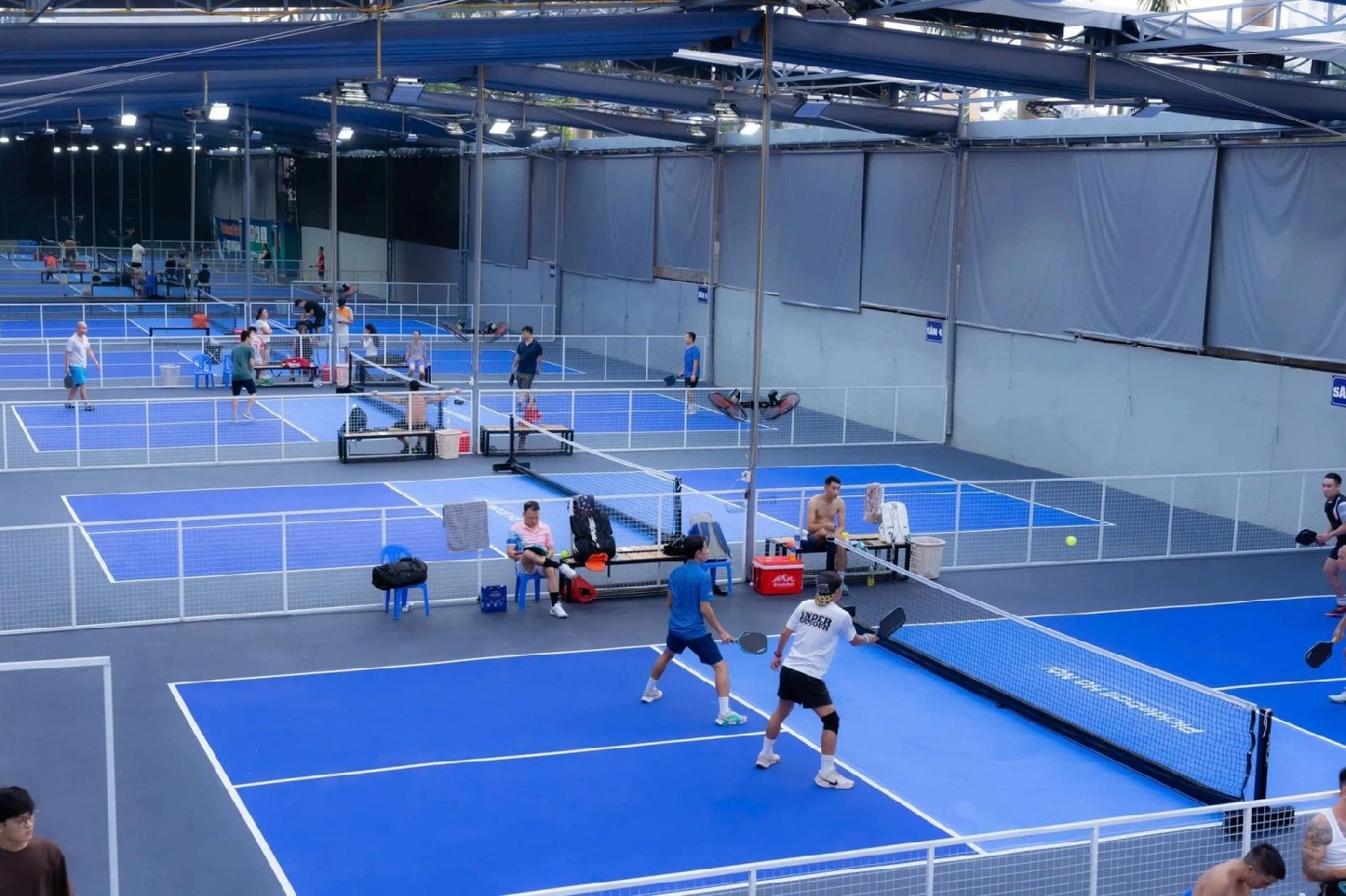 Tổng hợp danh sách các sân Pickleball quận Cầu Giấy, Hà Nội uy tín và chất lượng, đáng để trải nghiệm | ShopVNB