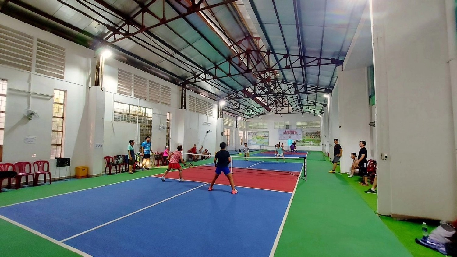 Danh sách sân Pickleball quận Phú Nhuận chất lượng và uy tín nhất hiện nay | ShopVNB