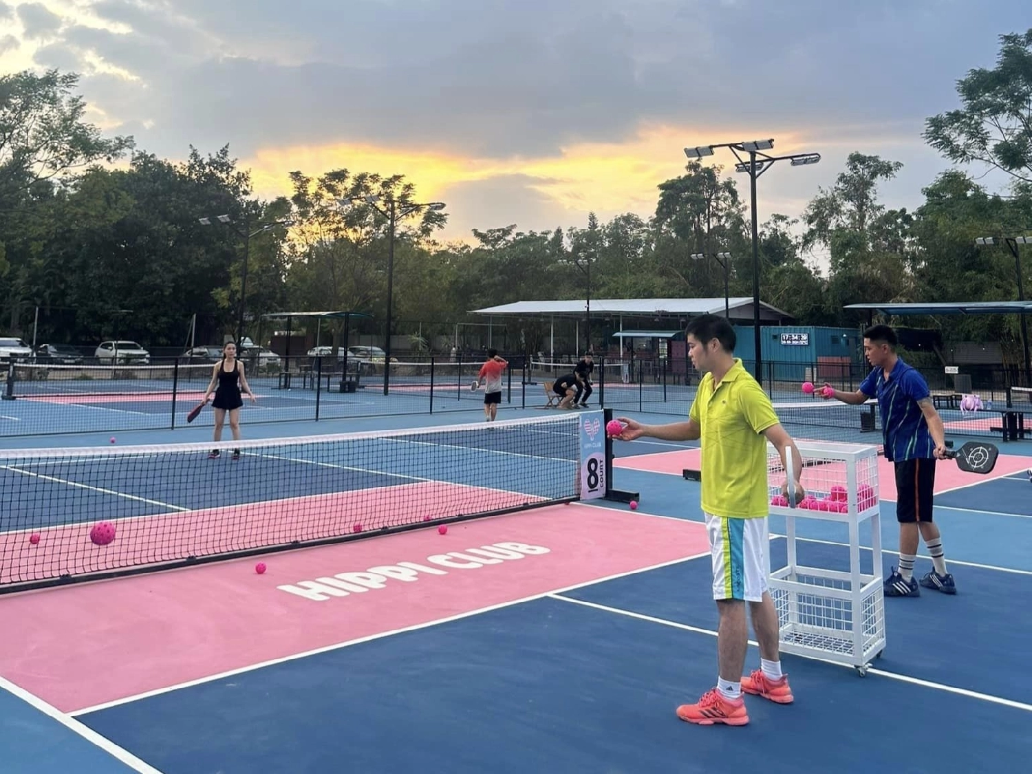 Tổng hợp danh sách các sân Pickleball quận Tây Hồ, Hà Nội chất lượng và uy tín được cập nhật mới nhất | ShopVNB